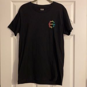 Victoria’s Secret Pink t-shirt
